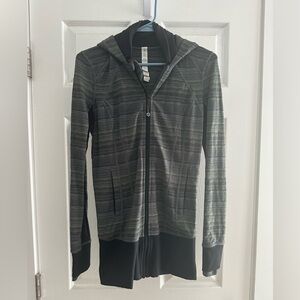 lululemon longline fitted zip up hoodie